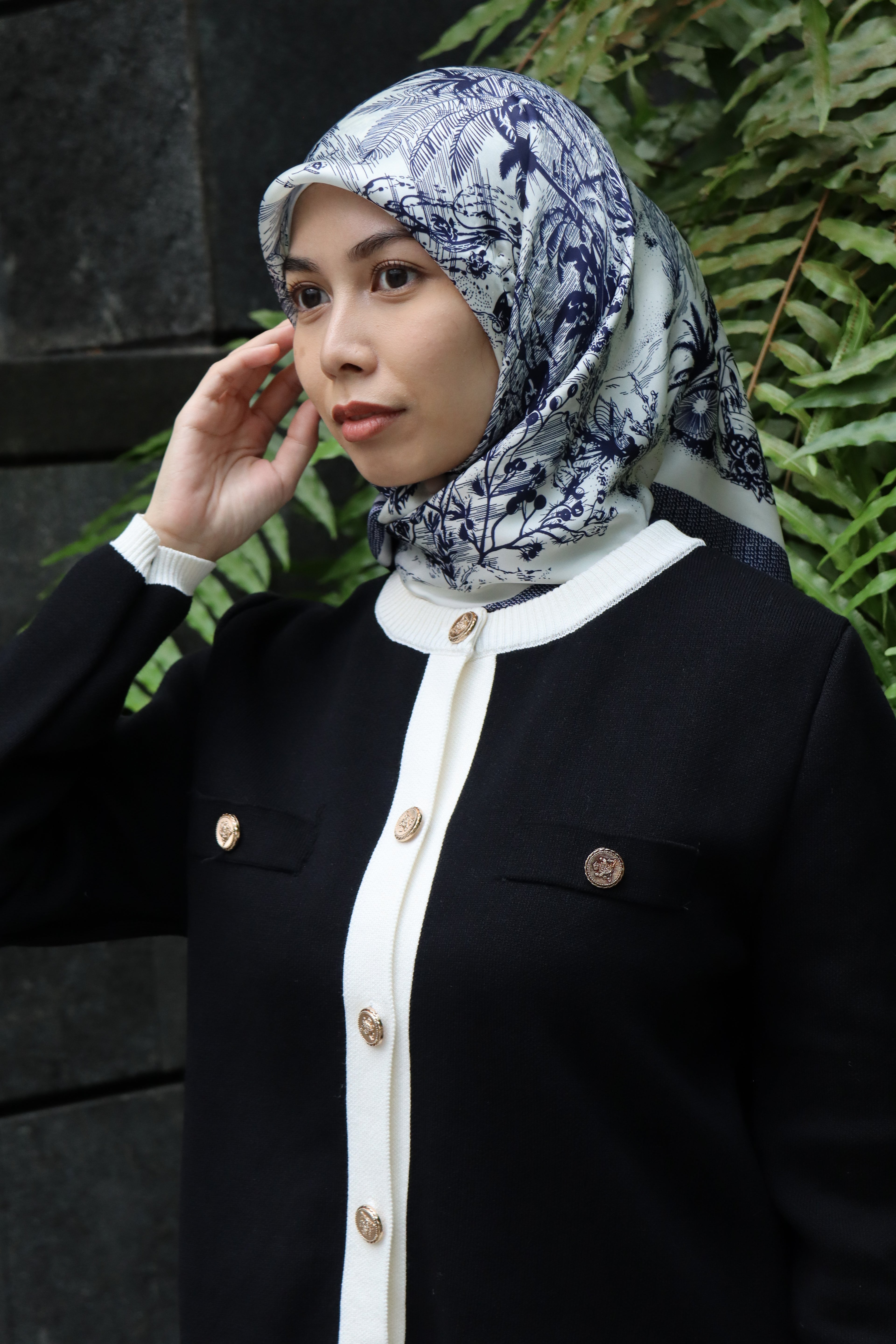 Black Long Sleeve Cardigan